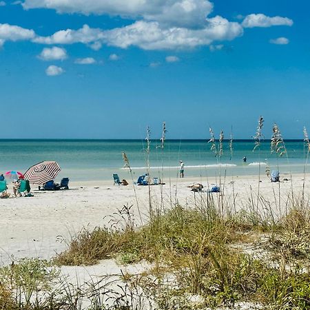 Intercoastal Beach Suite Clearwater Exterior photo