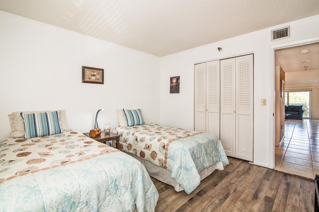 Intercoastal Beach Suite Clearwater Exterior photo